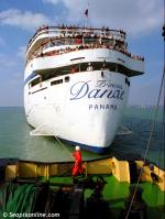 ID 1569 PRINCESS DANAE (1955/16531grt/IMO 5282483, ex-BALTICA, STARLIGHT EXPRESS, ANAR, DANAE, THERISSOS EXPRESS, PORT MELBOURNE. Renamed LISBOA in 2013 by new owners Portuscalecruises) approaching...